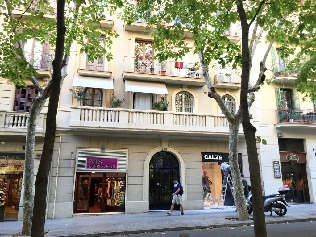 Gaudi Sdb Daire Barselona Dış mekan fotoğraf
