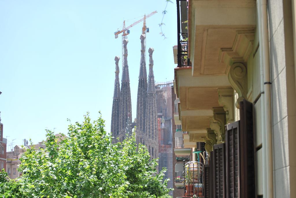 Gaudi Sdb Daire Barselona Dış mekan fotoğraf